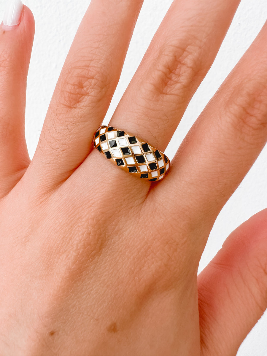 Checkers Ring – IGRIEGA